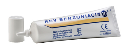 Immagine di REV BENZONIACIN 10 CREMA 30 ML